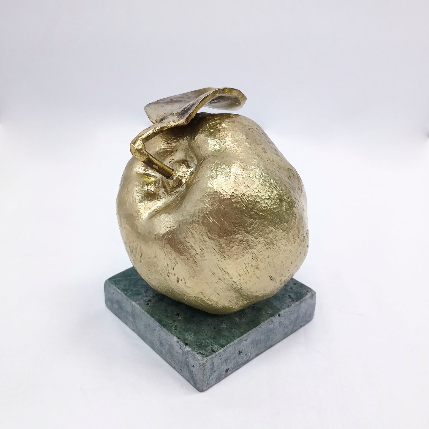 Figură din bronz