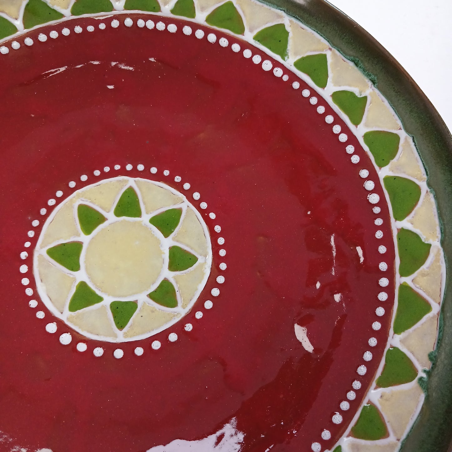 Farfurie din ceramică