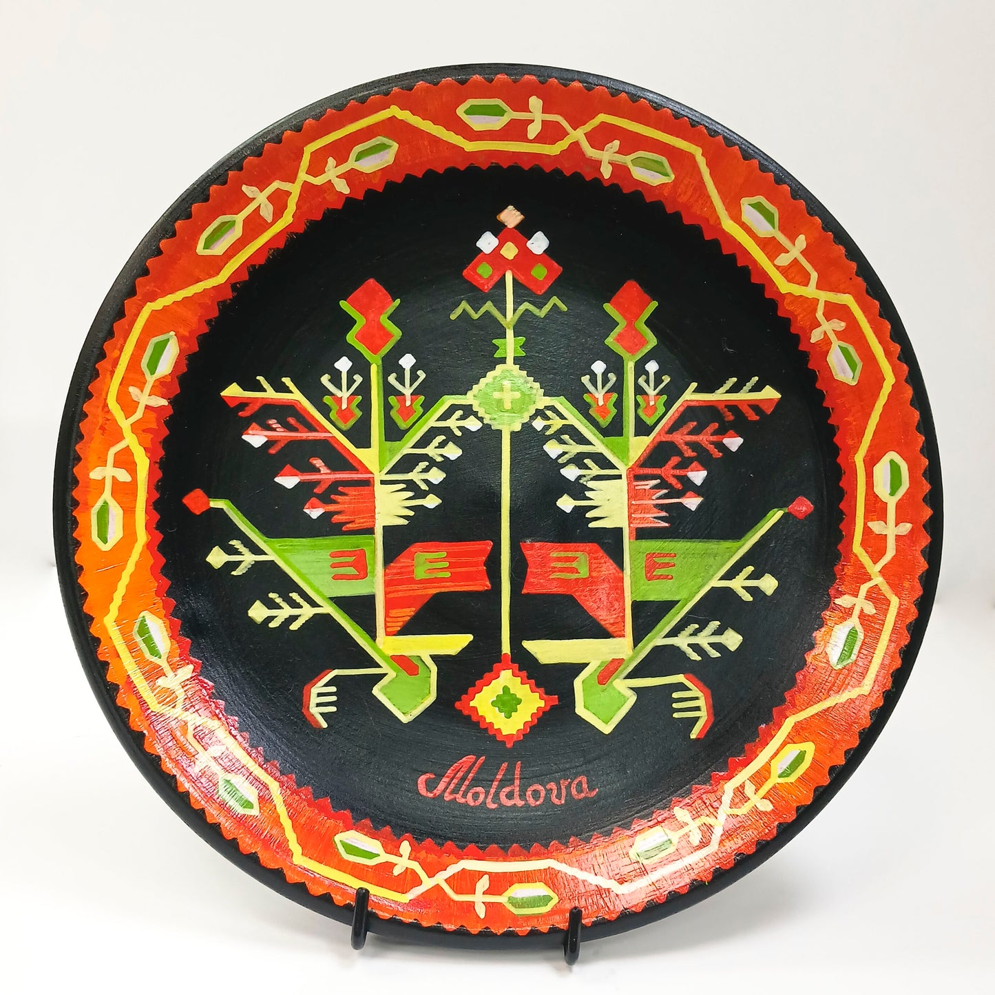 Farfurie din ceramică