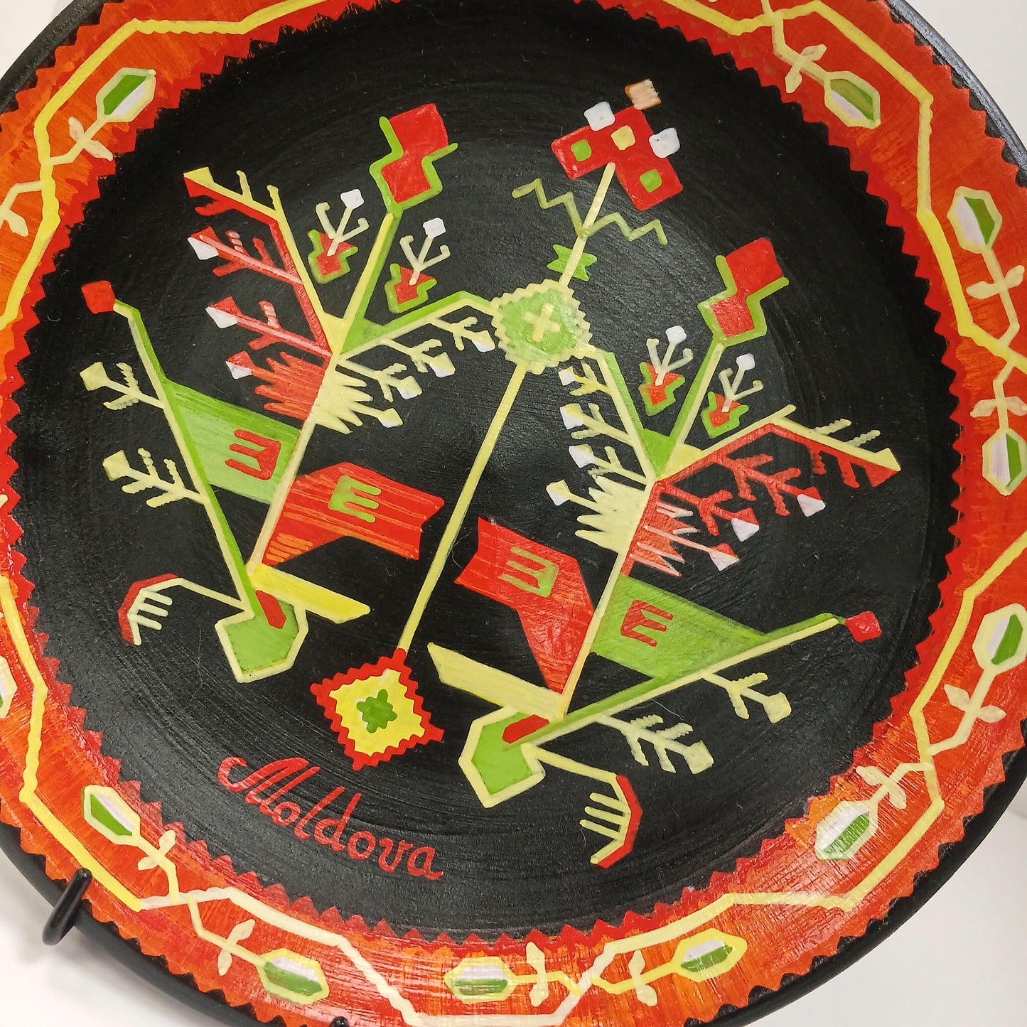 Farfurie din ceramică