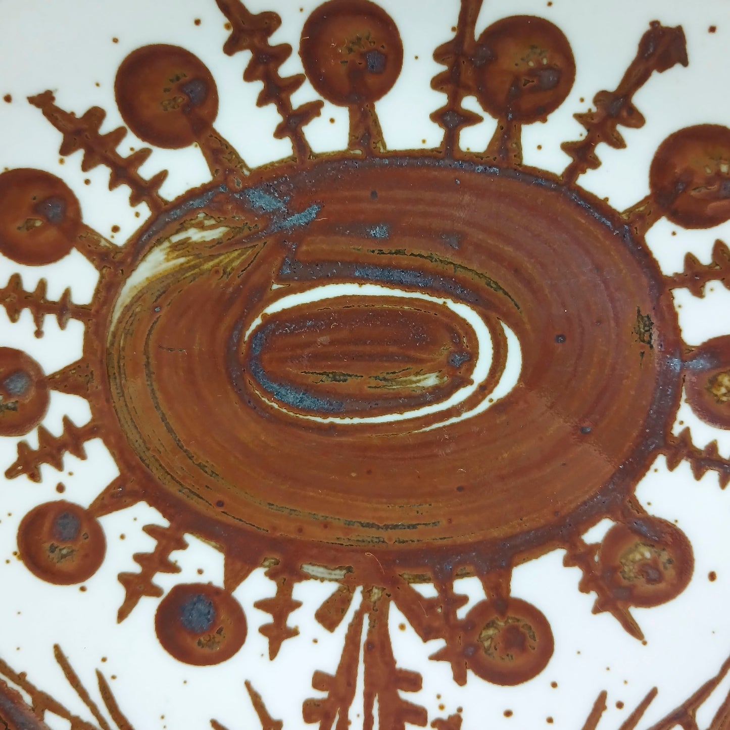 Farfurie din ceramică