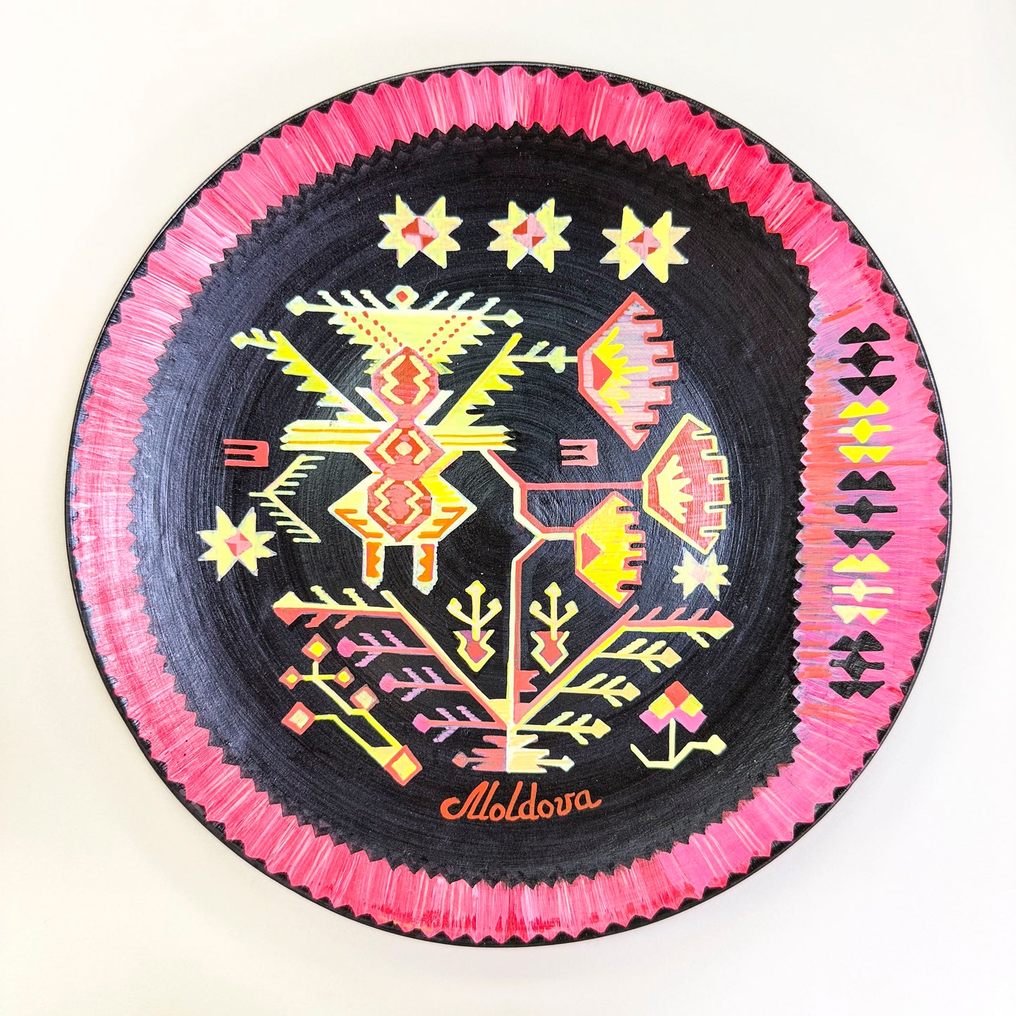 Farfurie din ceramică