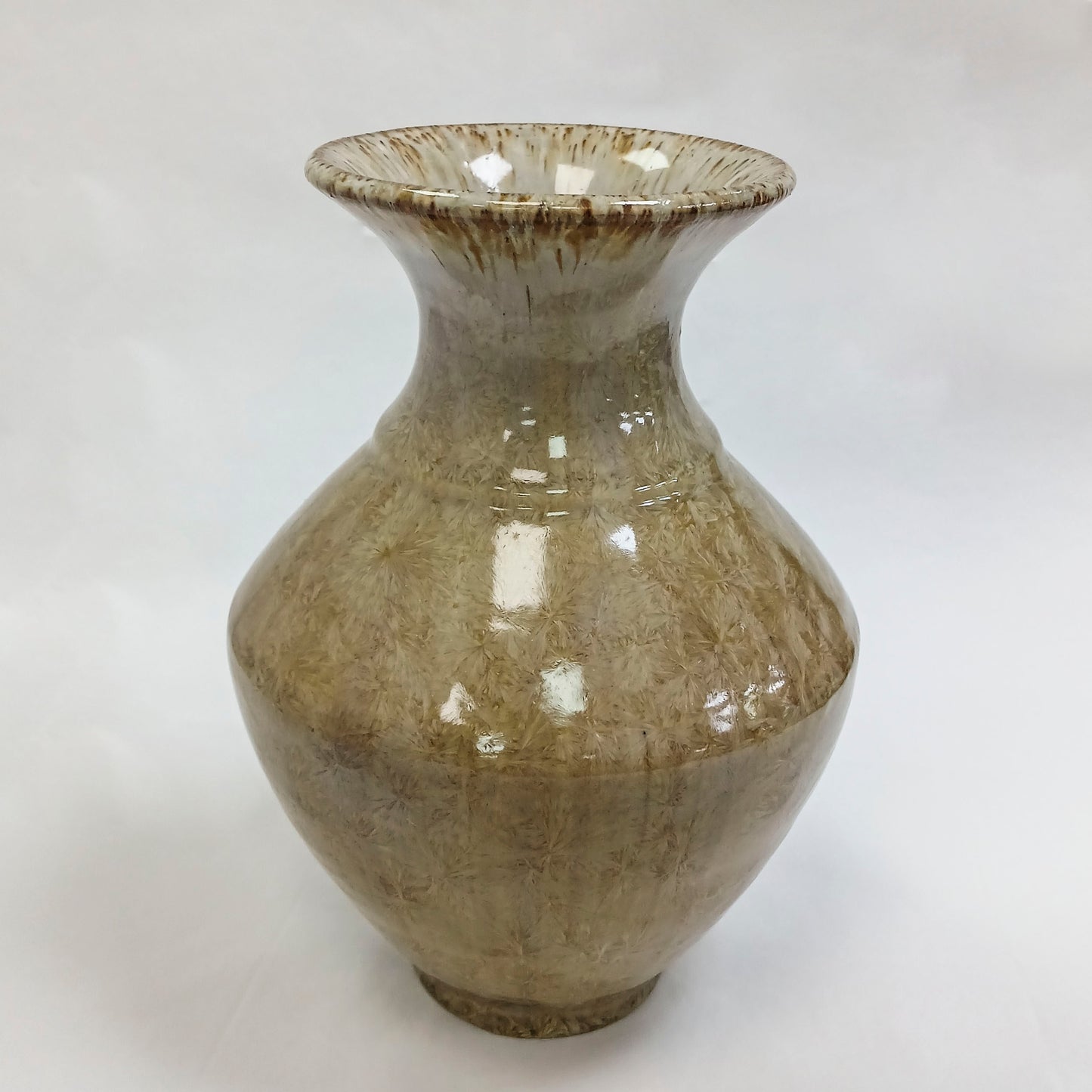 Vază din ceramică