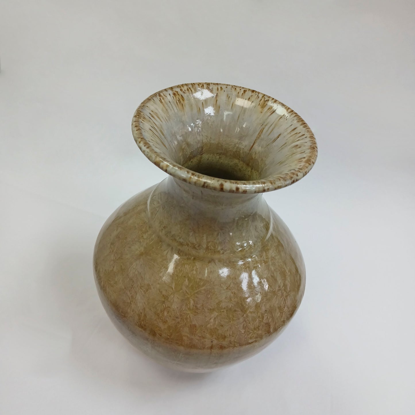 Vază din ceramică