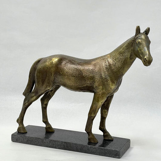 Figură din bronz